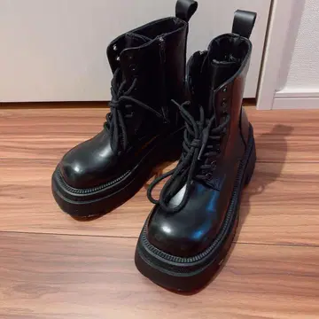 블랙 밀리터리 부츠 지퍼 포함