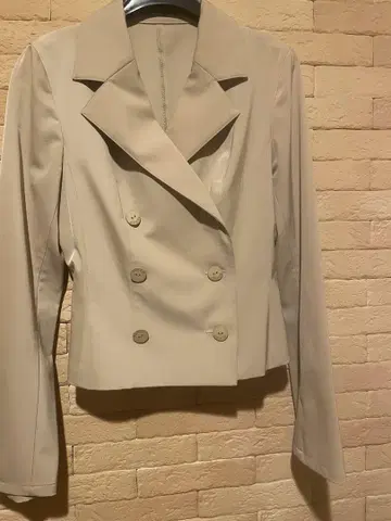 FOXEY NEW YORK 베이지 테일러드 자켓