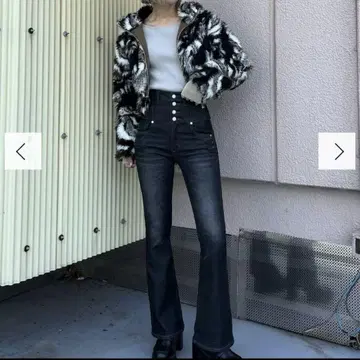 EMODA 백 레이스업 하이웨스트 페긴스 S 사이즈 블랙