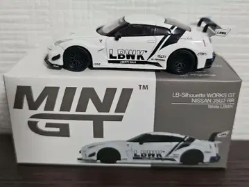 MINI GT LB-Silhouette WORKS GT 35GTR