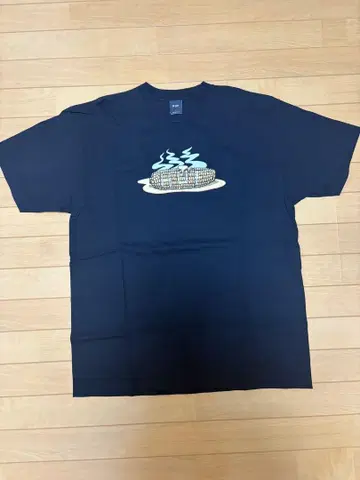 HUF 블랙 T셔츠 L 사이즈
