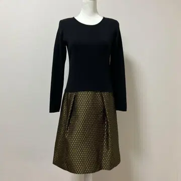 일본제 레리안 가을 도킹 원피스 니트 고급 블랙 패턴