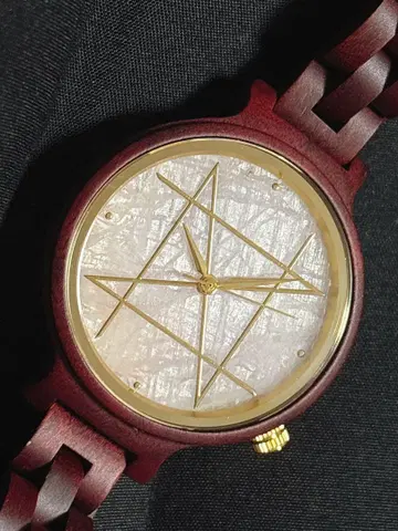 NOZ 핑크 쿤차이트 손목시계 36mm