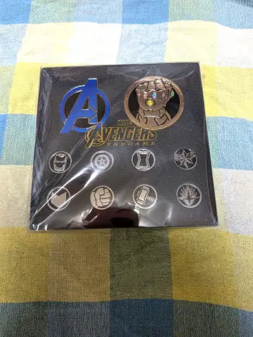 새상품 Marvel Avengers: Endgame 핀 배지 세트