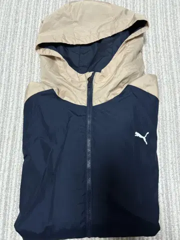 10/5까지 게재 PUMA 후드 부착 윈드 브레이커 상하의