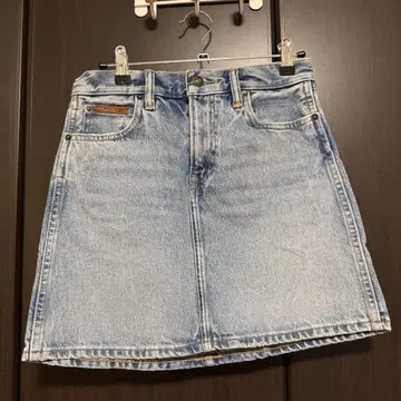 Calvin Klein 데님 미니 스커트
