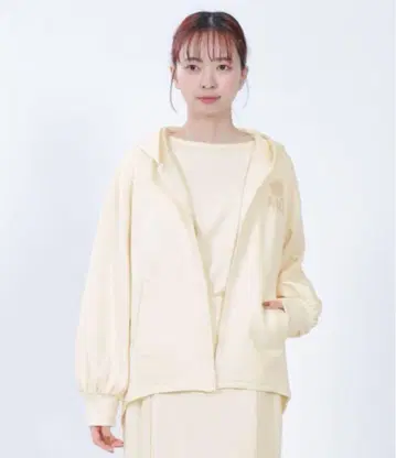 미착용 마리콴트 MQ 로고 후드 부착 후드티 아이보리