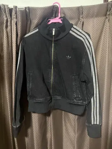 adidas 블랙 트랙 자켓 데님 원단 크롭 자켓