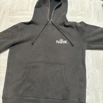 PHATRNK 블랙 후드 부착 후드티