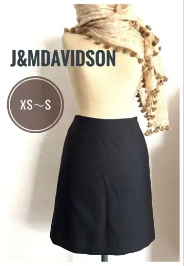 J&M DAVIDSON 데이비드슨 미니 스커트 울 블랙