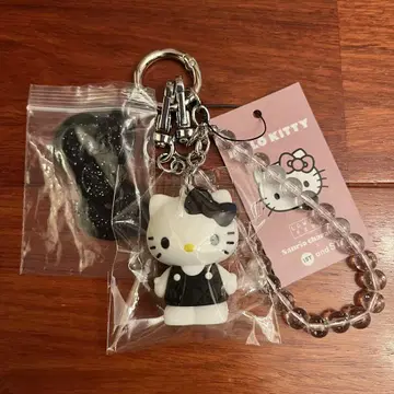 LOWRYS FARM Me% 헬로키티 퀼팅 키 참