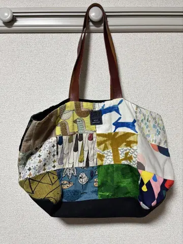 미나 페르호넨 피스백 토트백