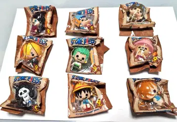 원피스 피규어 키링 9체 세트 + 덤 3체