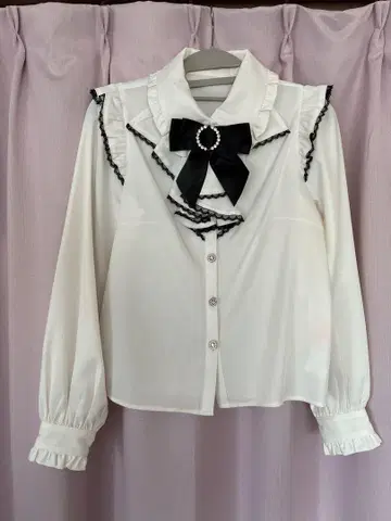 Honey Cinnamon 블라우스 긴팔