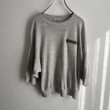 [새상품급] 브루넬로쿠치넬리 니트 모니엘레 장식 드롭 숄더 7부 소매