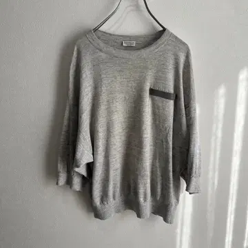 [새상품급] 브루넬로쿠치넬리 니트 모니엘레 장식 드롭 숄더 7부 소매