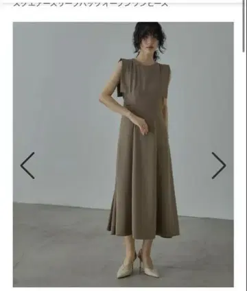 (미사용 새상품) niana 스퀘어 슬리브 백 오픈 원피스 모카 베이지