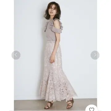 SNIDEL 커팅 레이스 머메이드 스커트 M 사이즈