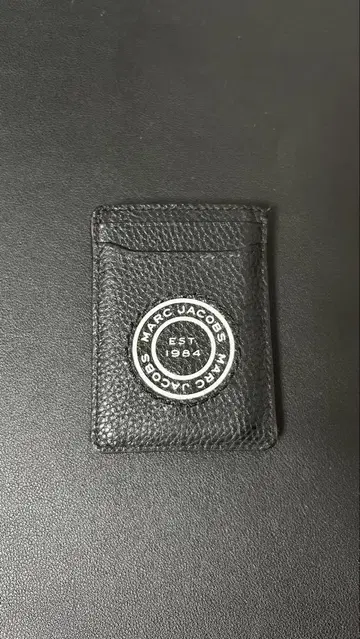 MARC JACOBS 블랙 카드 케이스