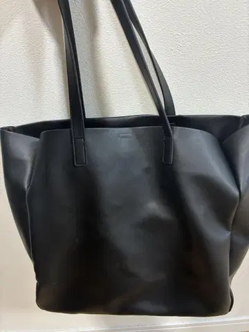 블랙 합성 피혁 토트백