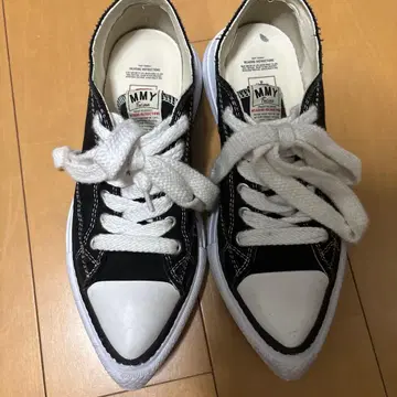 MMY 블랙 스니커즈