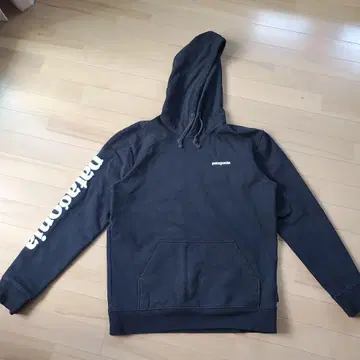 patagonia 후드 부착 후드티 블랙