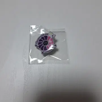 니지산지 후와 미나토 라이브 굿즈 캡슐 토이 후왓치 크루 핀 배지