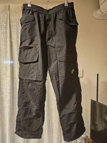 C.P. COMPANY 나일론 팬츠