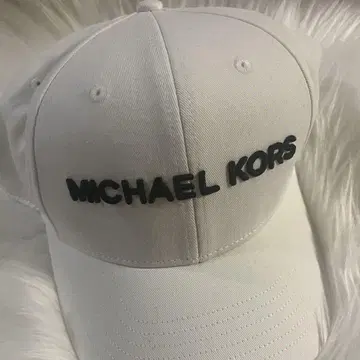 MICHEAL KORS 캡