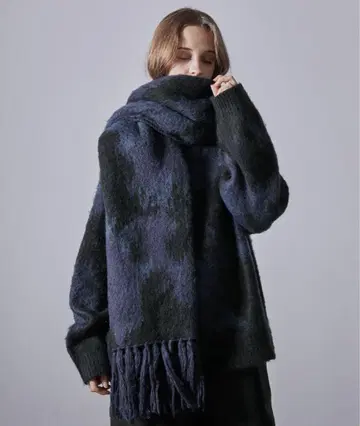 [ CLEL ] 모헤어 블렌드 샤기 디자인 대형 머플러 블루
