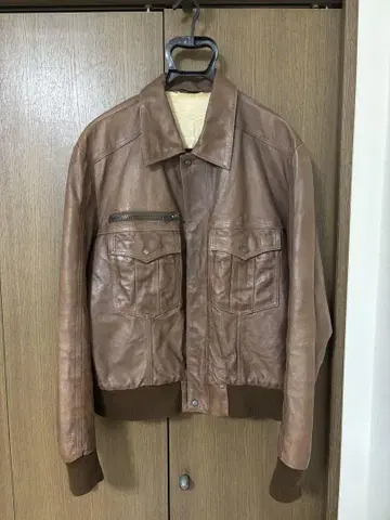 브라운 가죽 숏 자켓