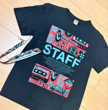 매지컬 미라이 2023 하츠네 미쿠 STAFF(스태프) 티셔츠 스트랩