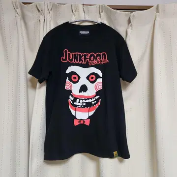 JUNKFOOD 쏘 SAW 스컬 디자인 티셔츠