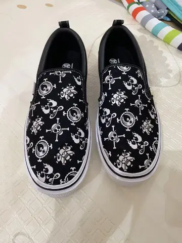 원피스 슬립온 스니커즈