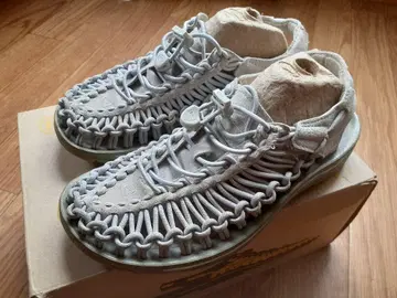 KEEN 스포츠 샌들 그레이 23cm