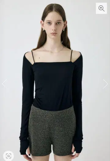 moussy SQUARE NECK GATHER 상의 블랙