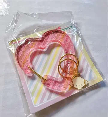 코기뮨 산리오 퓨로랜드 한정판 라메 핑크 아크릴 하트