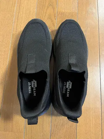 블랙 스니커즈 25.5EE