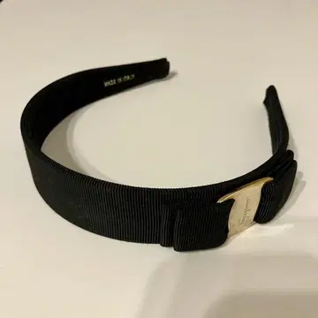 페라가모 Salvatore Ferragamo 머리띠 블랙