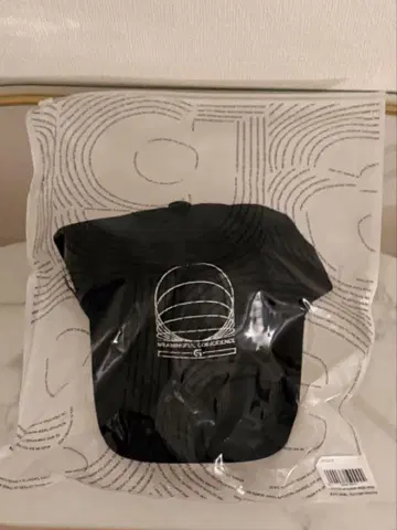 gadid anoniem jude cap black