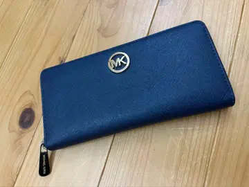 마이클코어스 장지갑 (네이비)