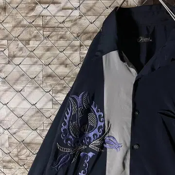 [쿨 디자인] 폴리 셔츠 테로 듯한 느낌 빅 자수 한류