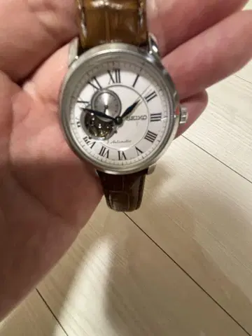 SEIKO 손목시계 SSA231k1