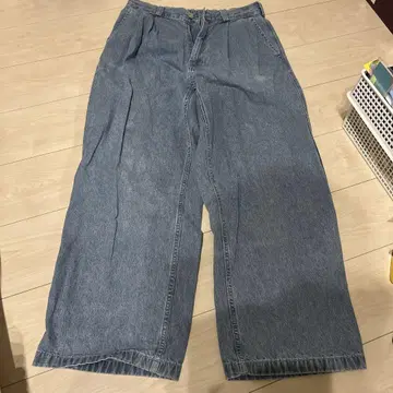 라이트 블루 와이드 팬츠
