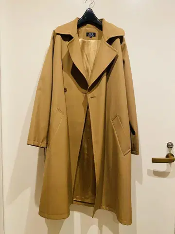 A.P.C. 베이지 트렌치코트 34