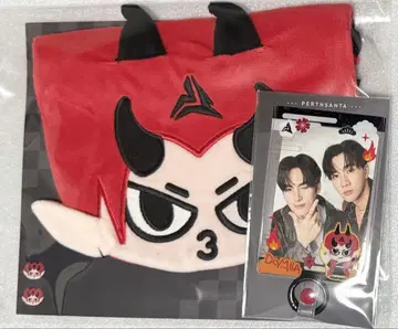 GMMTV PerthSanta 팝업 굿즈