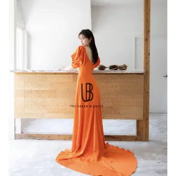 The Urban Blanche 오렌지 드레스