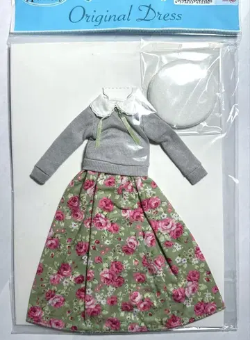 [미개봉 새상품] 리카짱 캐슬 27cm 2019년 발렌타인 드레스 세트