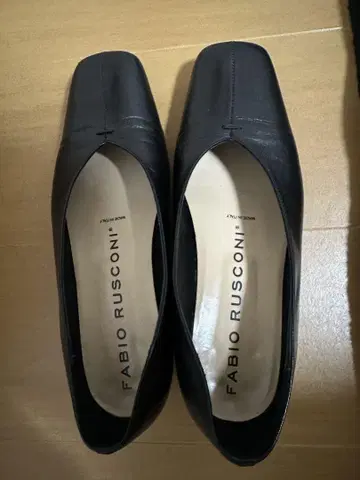 파비오 루스코니 펌프스