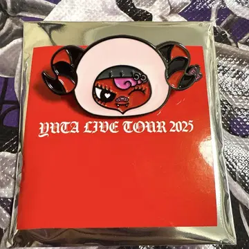 YUTA LIVE TOUR 2025 PERSONA 핀 배지